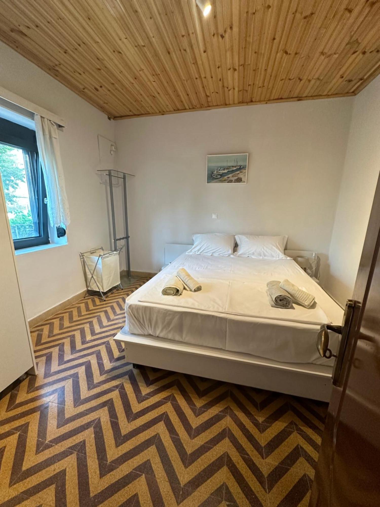 Solmar Aegina With Private Pool - Jacuzzi Appartement Khloi Buitenkant foto